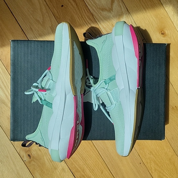 Sorel Explorer Defy Low Sneakers - Picture 2 of 7